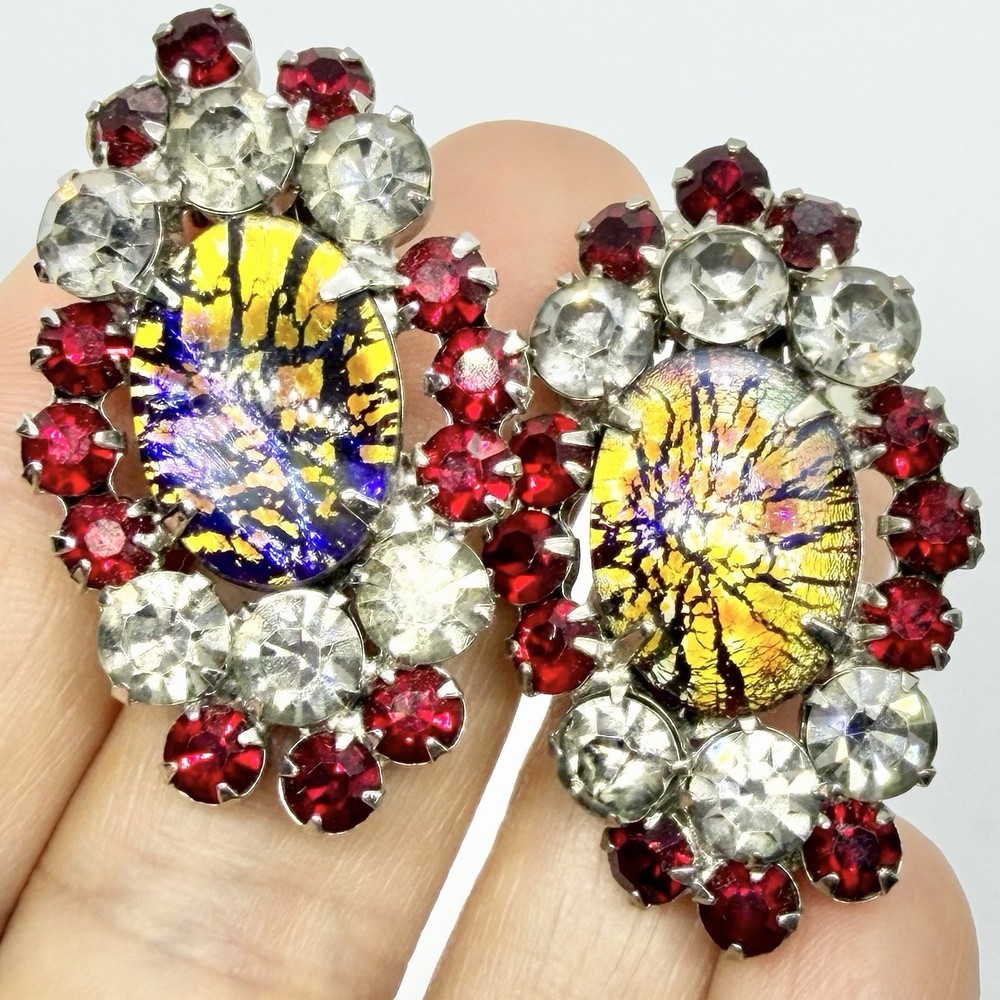 Vtg Juliana D&E Book Piece Cat Eye Glass Cabochon Earrings Red Clear Silver Clip