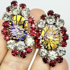 Vtg Juliana D&E Book Piece Cat Eye Glass Cabochon Earrings Red Clear Silver Clip