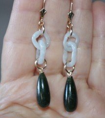 14K Vintage Interlocking Large Jade Elongated Leverback Earrings