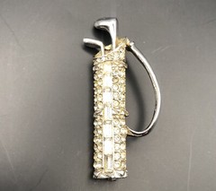 Vintage Rhinestone Silver Tone Golf Bag with 2 Clubs Brooch Pin