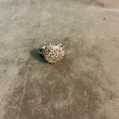 1960 Signed Sarah Coventry Glitter Lucite Ring metal backing adjustable band