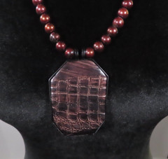 Vintage Brown Faux Pearl Pendant Necklace 23″