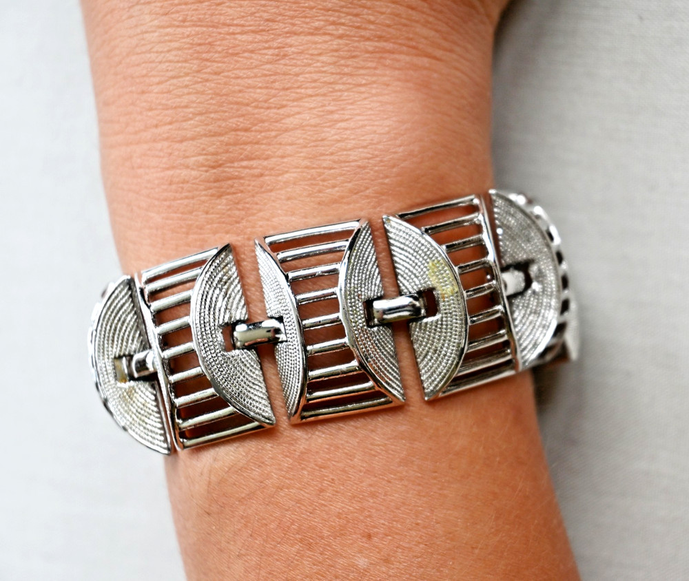 Vintage Sarach Coventry Bird Cage Silver Tone Openwork Panel Link Bracelet