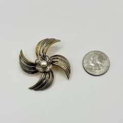 Vintage Antique Damascene Brooch Gold Tone Flower Faux Pearl Spain