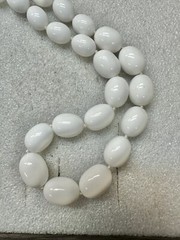 VTG 1960s Trifari 28” White Acrylic Graduated Bead Necklace