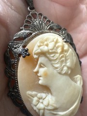Vintage Victorian Revival Sterling Silver Carved Shell Cameo Pendant Necklace