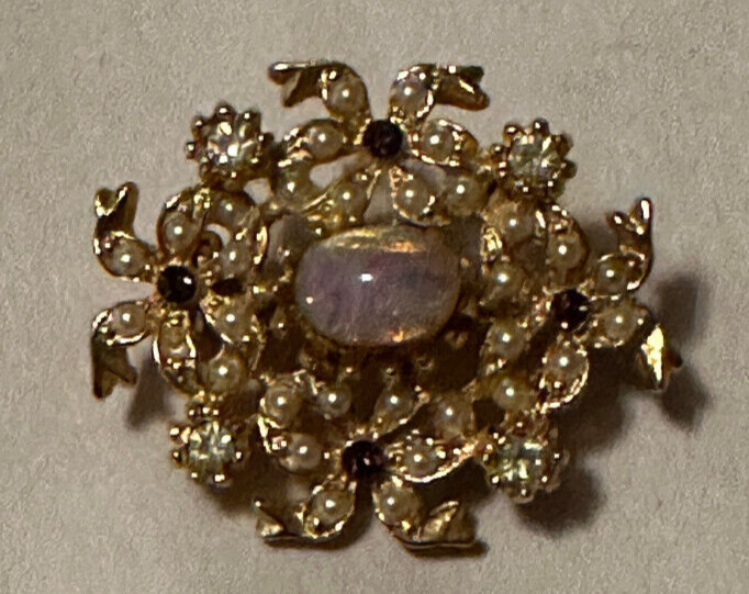 Vintage Faux Fire Opal & Rhinestone Pearl Diamond Brooch Gold Tone Beautiful