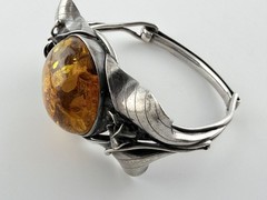 Vintage Sterling Silver Polish Baltic Amber Flower Setting Bangle Bracelet 7 In