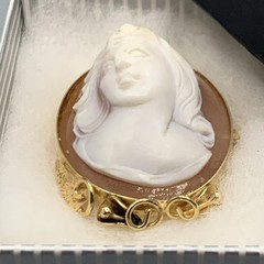 14k Gold Handcrafted Masaniello Vintage Cameo Brooch 1.5”H, 1.1”W, 9.6 Grams