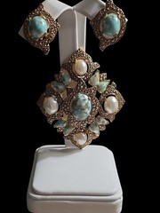 Vtg Sarah Coventry Remembrance Brooch & Clips 1968