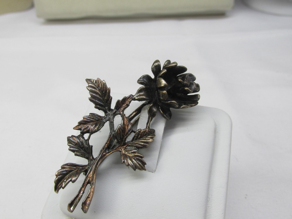 Vintage Jewel Art Sterling Silver Flower Shaped Brooch 2.5 Inches #575
