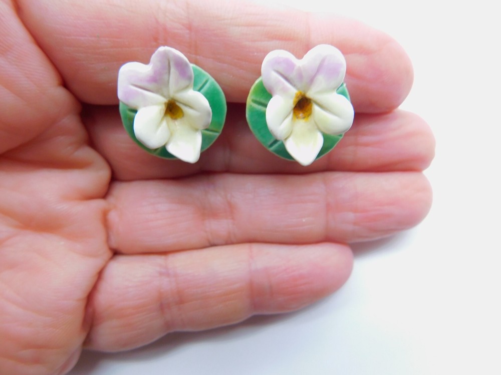 Lavender Yellow Porcelain Flower On Green Lily Pad Screw Back Earrings Vintage