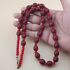 Venetian Red WhiteHeart Trade Glass Beads Necklace 12.6mm x 11.4mm & 6-7mm