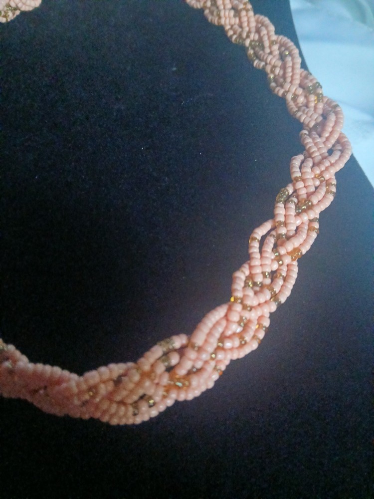 Vintage Coral Peach beaded choker