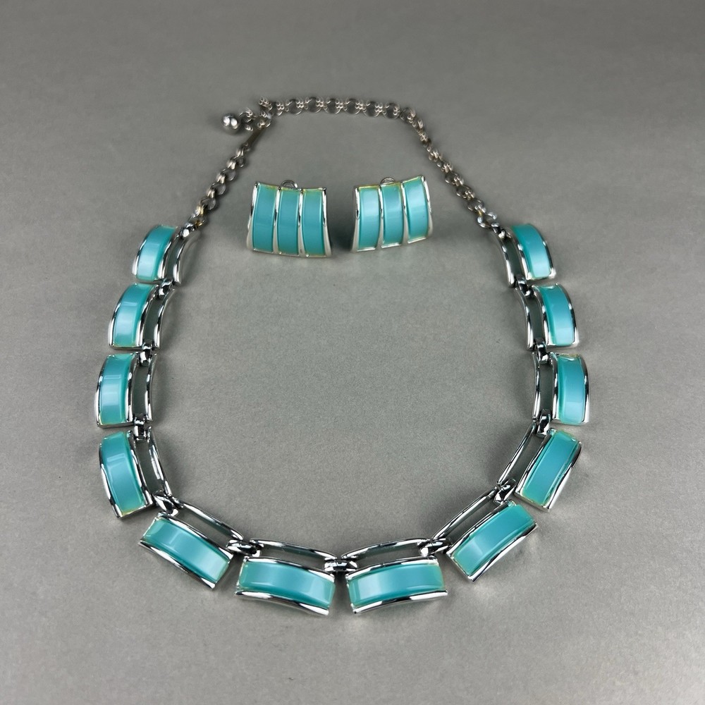 Vintage Moonglow Thermoset Necklace Earrings Blue CHAREL q3z