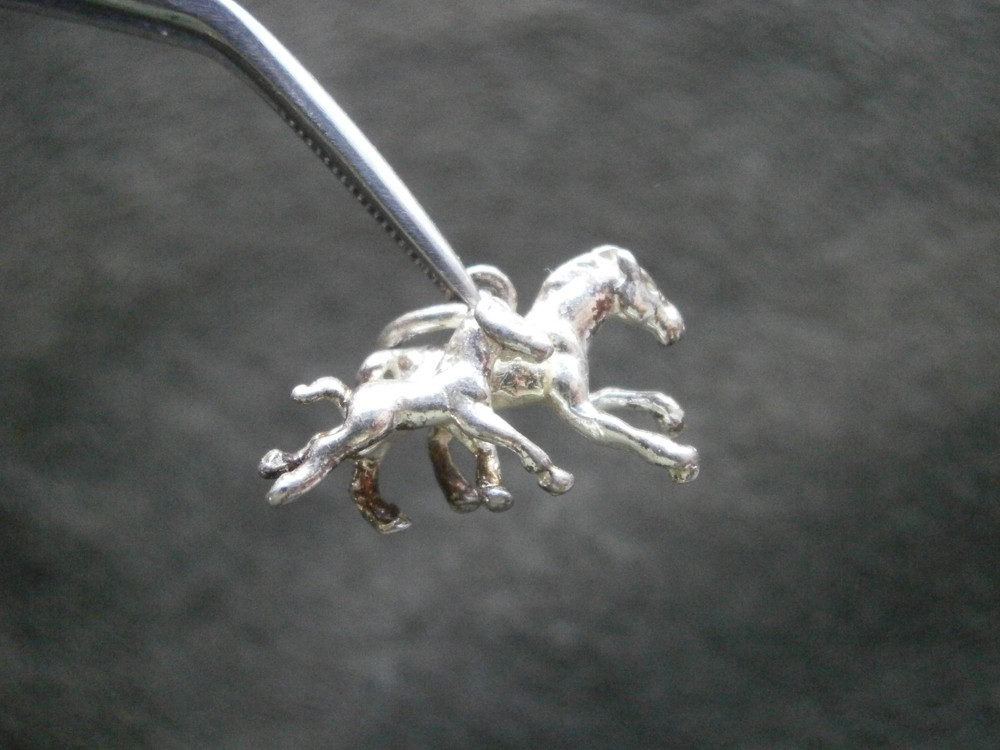 Small Mare & Foal Vintage Solid Sterling Silver Bracelet Charm Pendant 2.0g