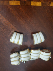 Charel White Molded Lucite Bracelet & Clip On Earrings Set Vintage 1950s/1960s