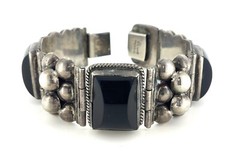 Vintage Mexico 24mm Sterling Silver Domed Rectangle Black Onyx Cluster Bracelet