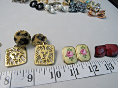LOT OF 33 VINTAGE EARRINGS CLIP SCREWBACK ENAMEL RHINESTONE EISENBERG SARAH COV