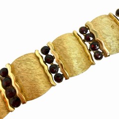 Vtg Trifari Brushed Gold Tone Panel Bracelet Faux Garnet Color Stones 1955–1969