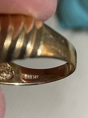 Vintage Shube’s Manufacturing Co 14K Gold Ring with Garnet and Diamond Accents