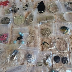 HUGE lot 126 Pairs Earrings Silver & Gold Tone Dangle Studs Hoops ALL WEARABLE