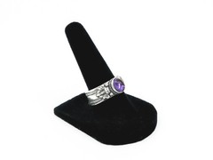 Vintage Silver Tone Purple Oval Cabochon Filigree Scroll Band Ring – Size 7.25