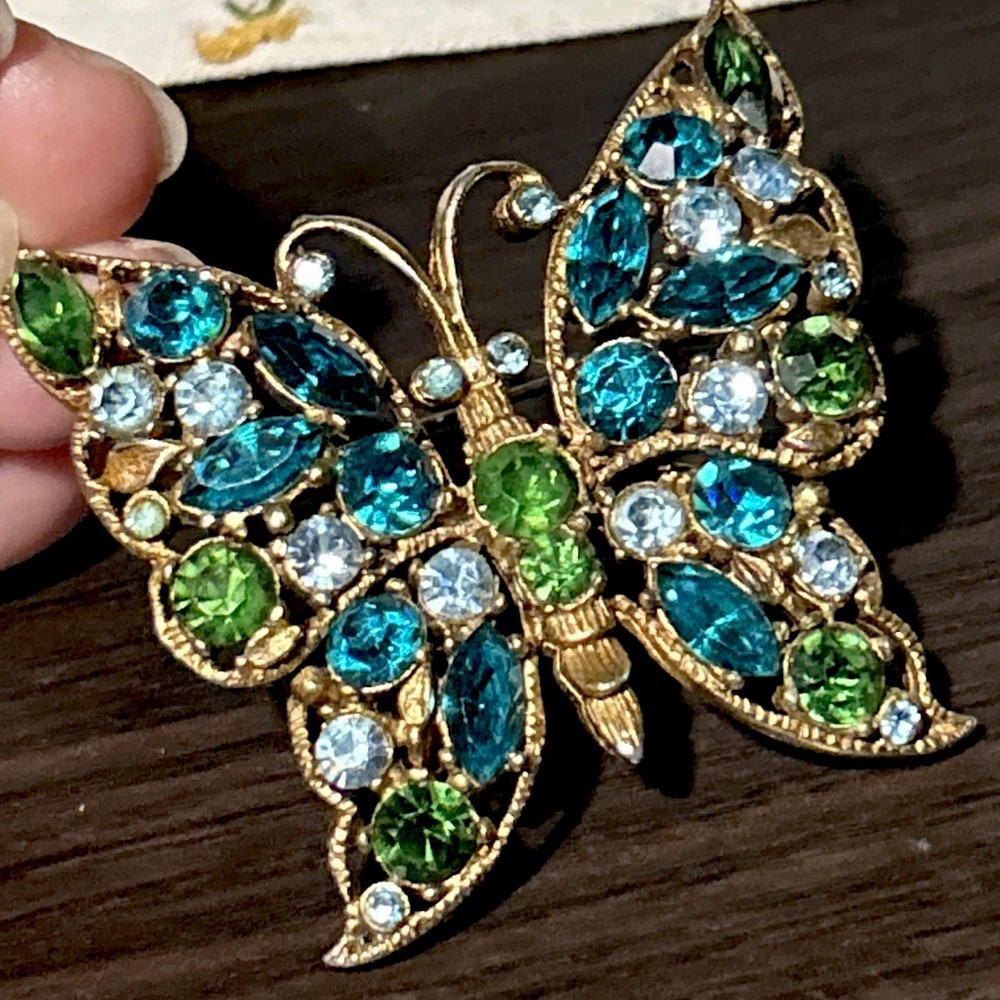VINTAGE REGENCY SIGNED GOLD GILT TEAL BABY BLUE GREEN RHINESTONE BUTTERFLY