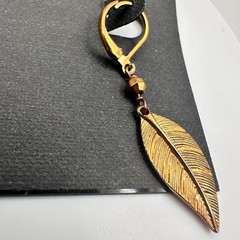 Vintage 90s Cookie Lee Gold Tone Feather Dangle Earrings Boho Style Jewelry