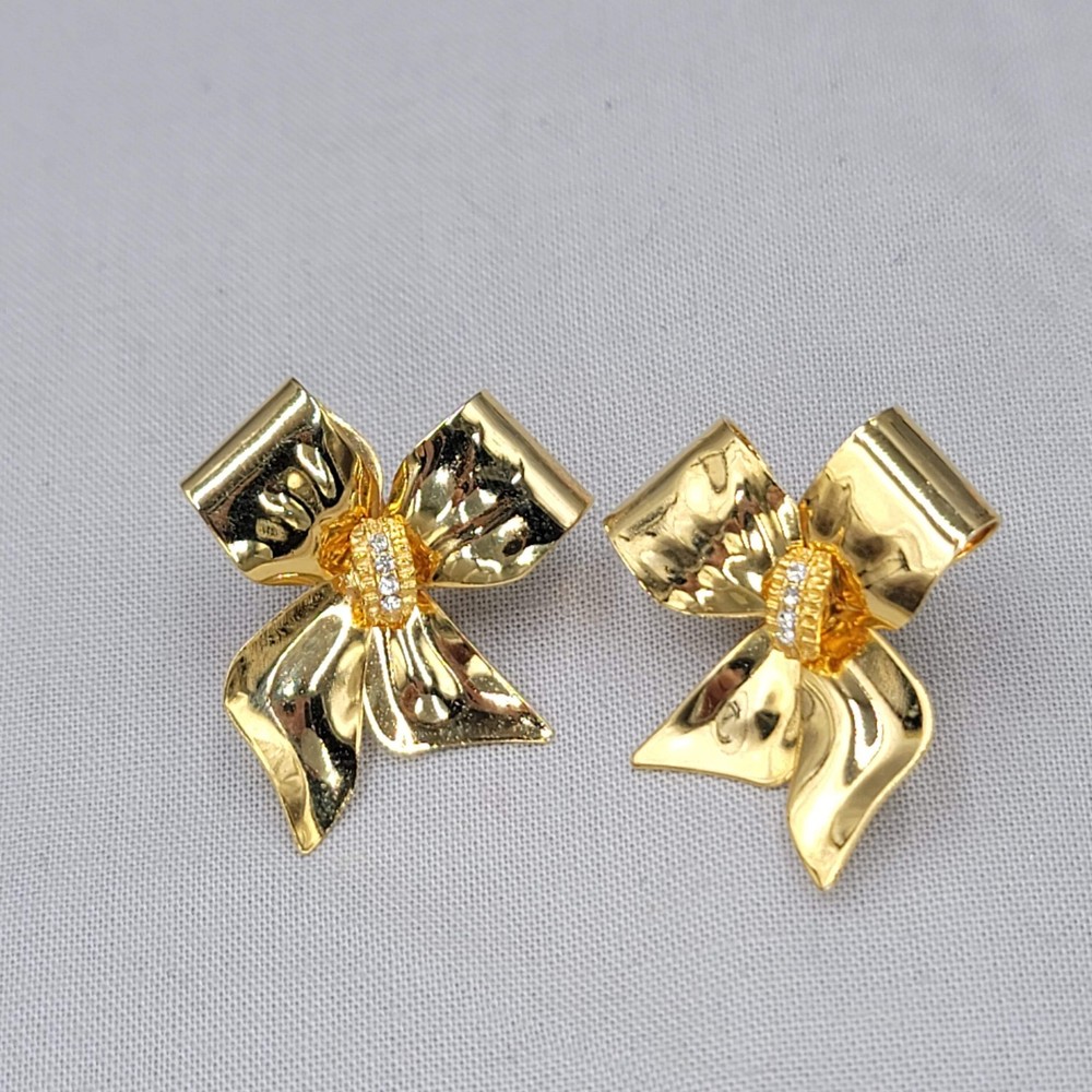 Vintage Tona Bow Gold Plated Pierced Earrings Drop 1.25″