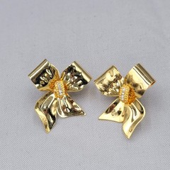 Vintage Tona Bow Gold Plated Pierced Earrings Drop 1.25″