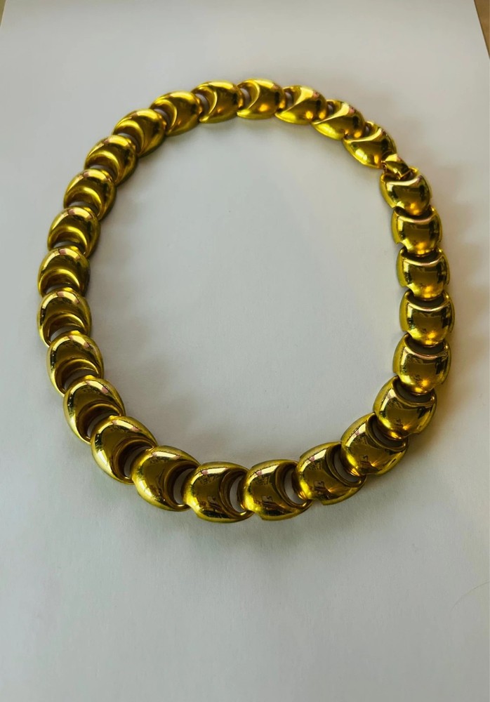 Vintage Statement Necklace In Iconic 80s Design