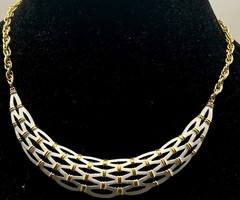 Vintage Crown Trifari Choker Necklace Goldtone Metal White Enamel Basket Weave