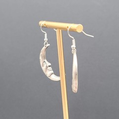 Vintage Man in the Crescent Moon Pierced Earrings Silver tone Dangle 1.25″