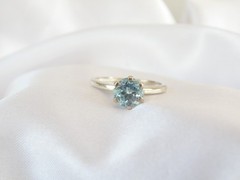 Vintage Sterling Silver 925 Heated Natural Blue Topaz Solitaire Ring Size 8
