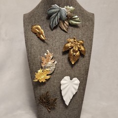 6pc Leaf Brooch & Pin Mixed Lot Gold Tone Metal Enamel White Blue Green