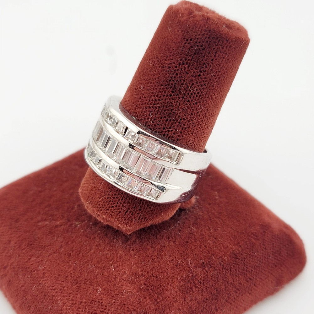 Vtg Sz 8 Ring Wide Band Cocktail Cubic Zirconia Baguettes Fashion Jewelry