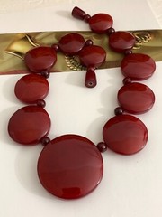 Mariond Godart Paris Red Burgundy Chunky Lucite Graduated Discs Necklace