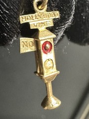 14K Vintage Gold HOLLYWOOD VINE STOP GO YES NO TRAFFIC SIGNAL Pendant Charm 1.8g