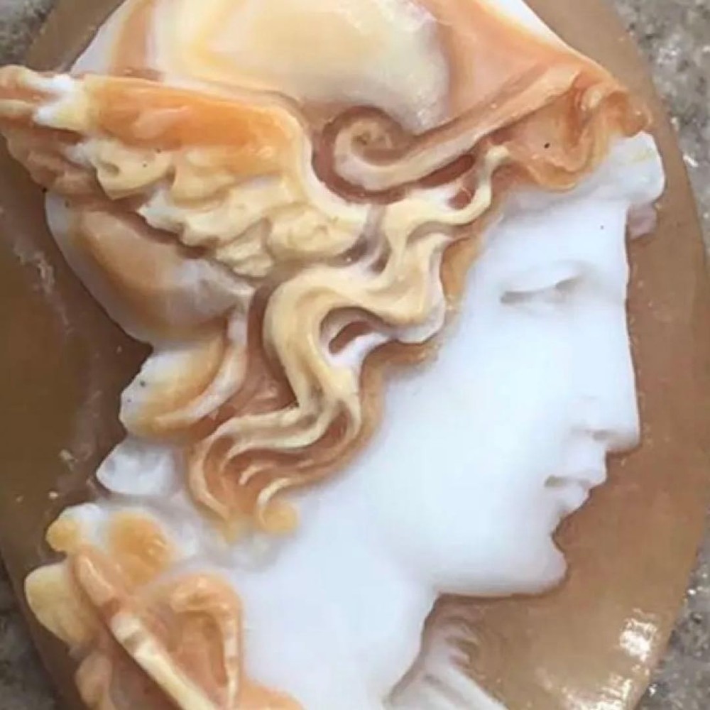 (ME-120) Shell Cameo Loose Stone: Hermes, God of Wednesday (Day of the Week Seri