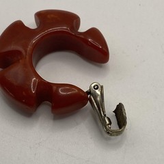 Vintage Red Resin Chunky Flower Hoop Earrings Womens Clip On 1.25 In Jewelry