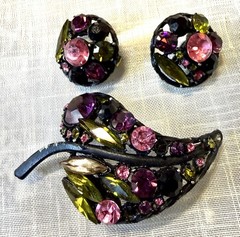VTG.Black Japanned Rhinestone Brooch Clip Earring Set Pink Purple Green Navette