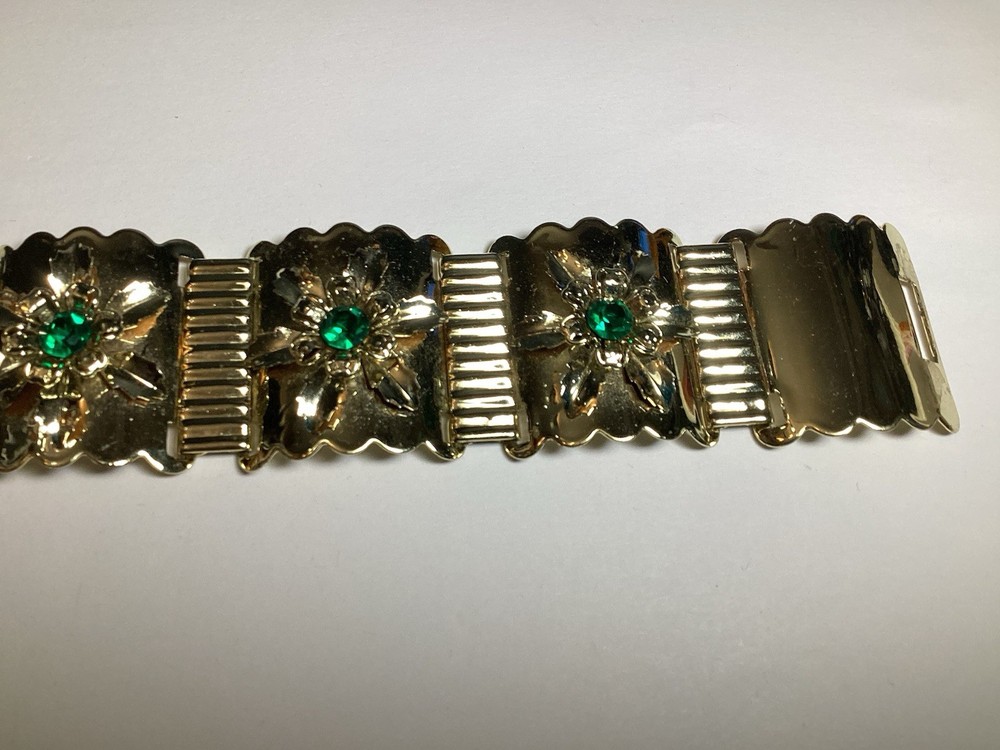 PRETTY 18” SIGNED NAPIER NECKLACE GOLDTONE ADJUSTABLE LENGTH STYLISH