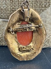 Vintage Gold-Tone Peri Cameo Pendant/Brooch Necklace 23″
