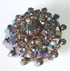 Vintage Layered Gold-tone Brooch w Purple-Blue Aurora Borealis Rhinestones