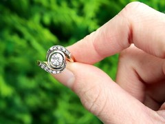 Antique 1900s 0.60Ct Diamond and 18k Yellow Gold Twist Ring