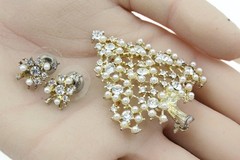 Eisenberg Ice Designer Rhinestone Faux Pearl Christmas Tree Brooch Earrings Set