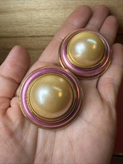 Vintage 1970s 80s Clip On Earrings Imitation Pearl Cabochon Gold Tone