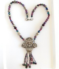 Bold 80s Eclectic Boho Roxsann Purple Floral Pewter Repousse Statement Necklace