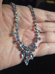 Vintage Blue Rhinstone 1950’s Necklace 15.5 in